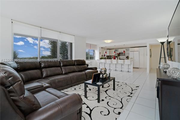 Commodore Plaza Century, 2780 NE 183rd St #602, Aventura, Florida 33160, image 2
