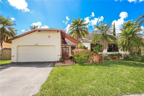 Davidson One, 13590 SW 98th St, The Crossings, Florida 33186, image 2