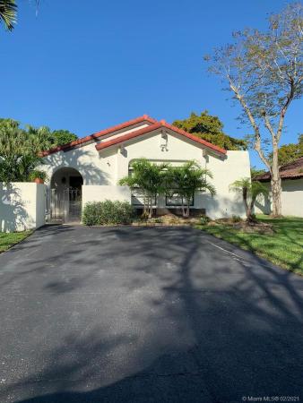 Town Villas In The Crossings, 11104 SW 136th Ct, The Crossings, Florida 33186, image 2