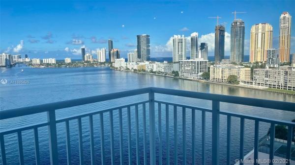 Winston Towers 500, 301 174th St #1915, Sunny Isles Beach, Florida 33160, image 2