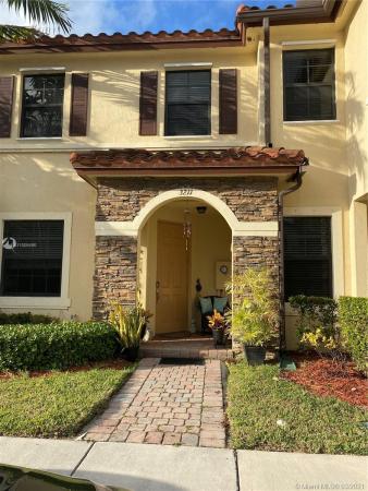 Martinique At Oasis, 3211 SE 7th Ct #3211, Homestead, Florida 33033, image 2