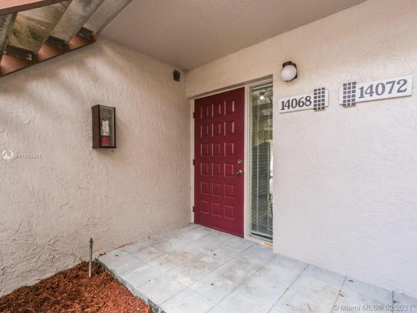Parc Vista, 14068 SW 91st Ter, Kendall, Florida 33186, image 2