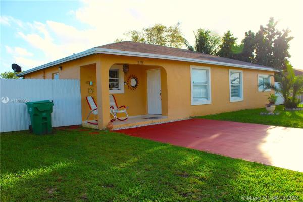 Princeton No HOA, 13358 SW 264 Ter #, Princeton, Florida 33032, image 2