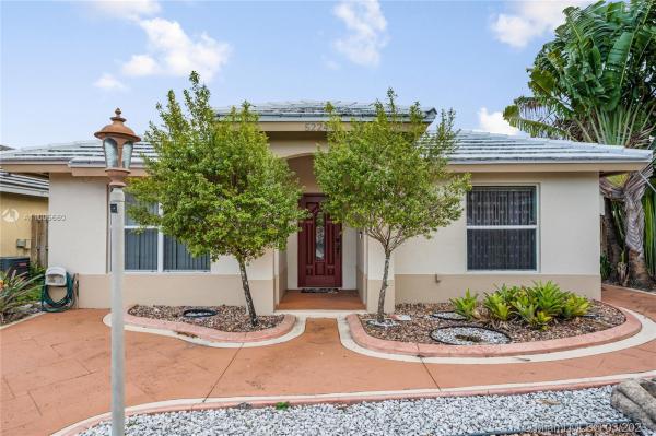 Monterrey, 5224 NW 187 Ln #, Miami Gardens, Florida 33055, image 2