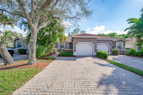 Regency Homes At Fairway Isles, 8040 S Aragon Blvd #2, Sunrise, Florida 33322, image 2