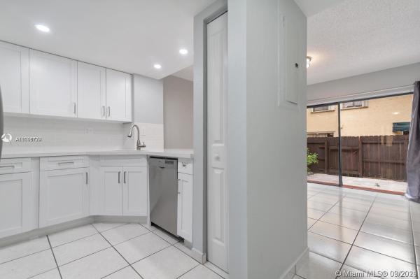 Dadeland Cove, 7856 SW 102nd Ln #7856, Kendall, Florida 33156, image 2