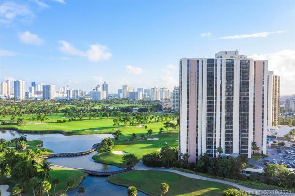 Coronado Tower 3, 20379 W Country Club Dr #432, Aventura, Florida 33180, image 2