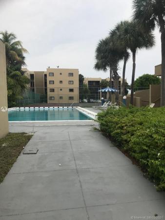 Fox Chase, 8635 NW 8th St #216, Fountainebleau, Florida 33126, image 2