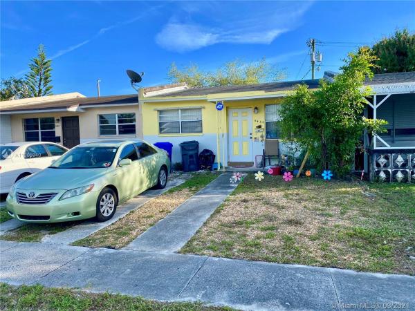 Lynn Park, 5450 SW 38th Ct, West Park, Florida 33023, image 2