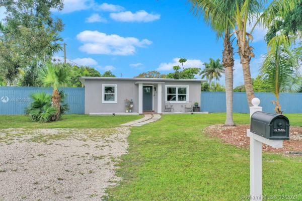 Leisure City Residential, 14920 Garfield Dr, Leisure City, Florida 33033, image 2