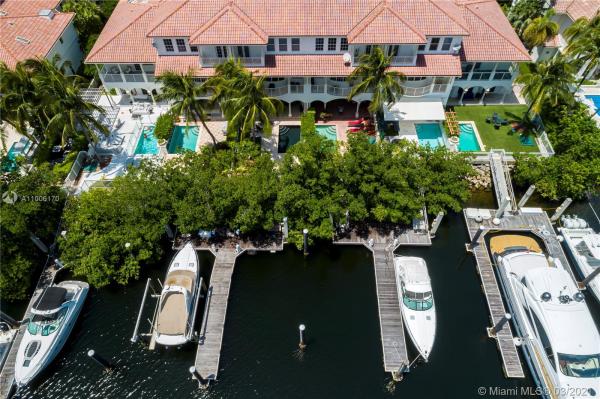 Porto Vita Townhomes, 3832 NE 199th Ter, Aventura, Florida 33180, image 2