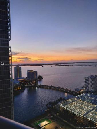 Icon Brickell Tower 3, 485 Brickell Ave #3709, Miami, Florida 33131, image 2