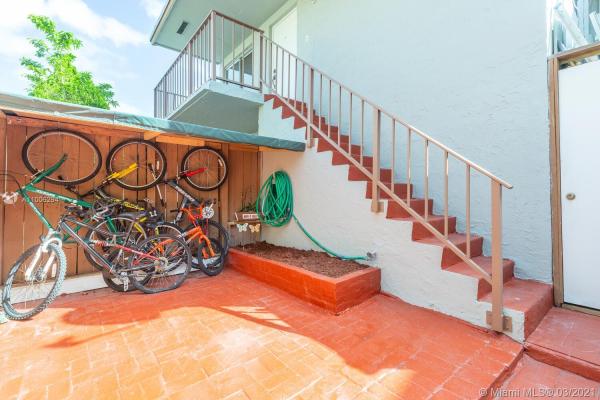 Tennis View, 15410 SW 81st Circle Ln #92, Kendall West, Florida 33193, image 2