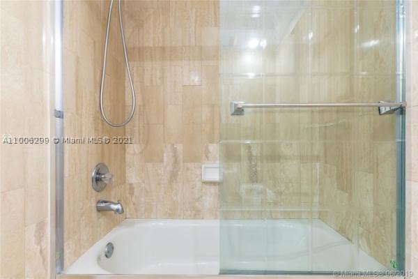 Winston Towers 600, 210 174th St #1201, Sunny Isles Beach, Florida 33160, image 3