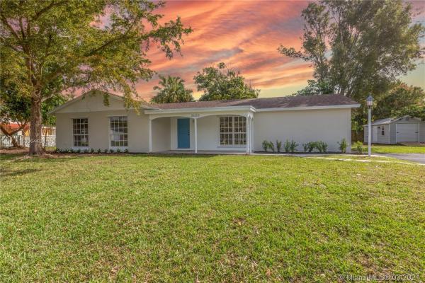 Waldin Park Estates, 28205 SW 159th Pl, The Hammocks, Florida 33033, image 2