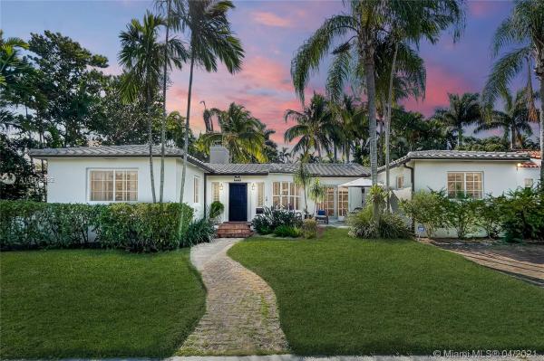 1124 NE 89th St, Unincorporated Dade County, Florida 33138, image 2
