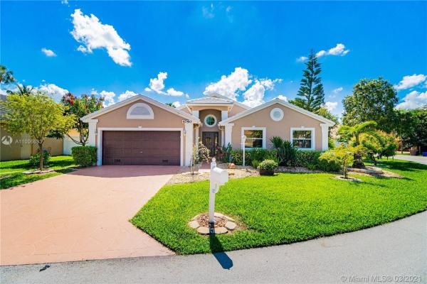 4790 NW 7th St, Deerfield Beach, Florida 33442, image 2