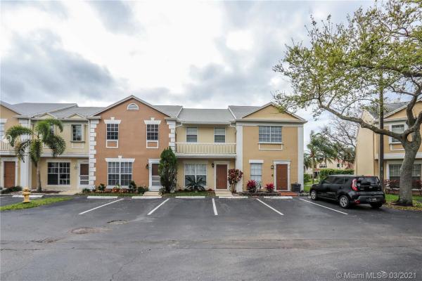 Crown Colony, 2836 S Edgehill Ln, Cooper City, Florida 33026, image 2