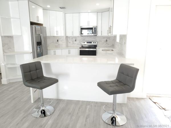 Westwood Manor Estates, 2530 NW 170th Ter, Miami Gardens, Florida 33056, image 2