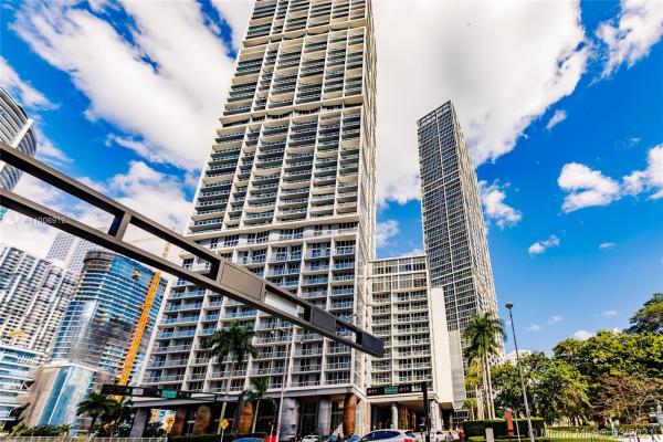 Icon Brickell Tower 1, 475 Brickell Ave #3812, Miami, Florida 33131, image 2