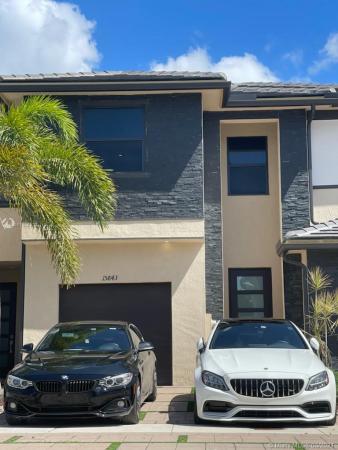 15843 NW 91st Ct #15843, Miami Lakes, Florida 33018, image 2
