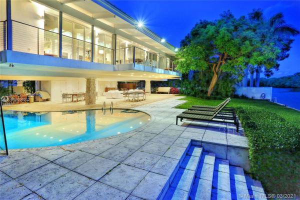Cape Florida, 110 Cape Florida Dr, Key Biscayne, Florida 33149, image 1