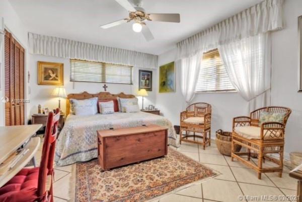 Kendale, 10321 SW 89th St, Kendall, Florida 33176, image 2