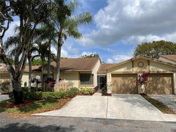 Summerwinds At Whisper Walk, 8263 Whispering Palm Dr, Boca Raton, Florida 33496, image 2