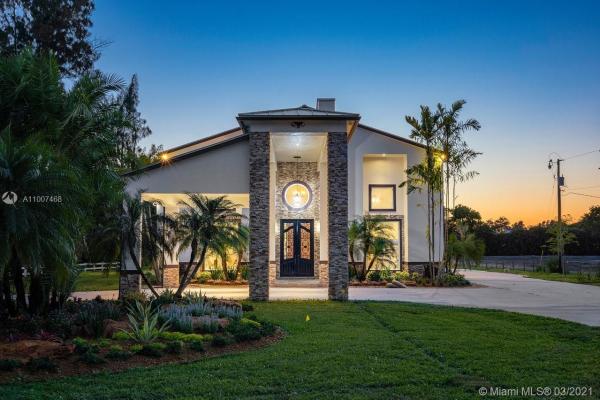 Sunshine Ranches, 6401 Appaloosa Trl, Southwest Ranches, Florida 33330, image 2