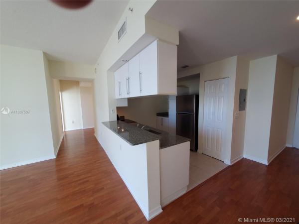 1800 Biscayne Plaza, 275 NE 18th St #501, Miami, Florida 33132, image 2