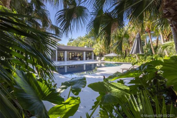 North Pinecrest, 9449 SW 61st Ct, Pinecrest, Florida 33156, image 2