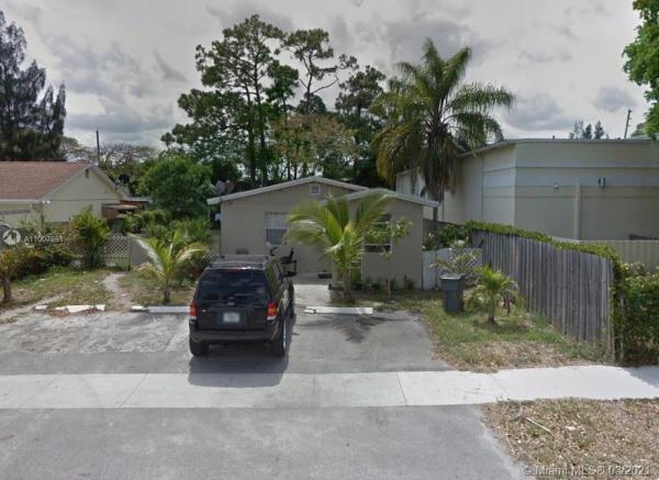 Greenacres No HOA, 553 Jennings Ave, Greenacres, Florida 33463, image 2
