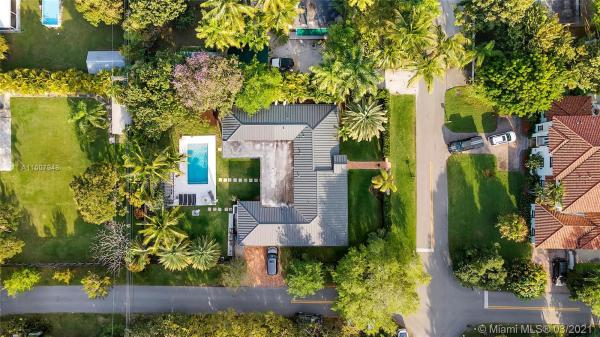 Oak Heights, 6251 SW 79th St, South Miami, Florida 33143, image 2