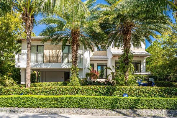 Tropical Isle Homes, 561 Hampton Ln, Key Biscayne, Florida 33149, image 2
