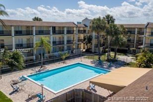 Cross Creek, 1500 N Congress Ave #A108, West Palm Beach, Florida 33401, image 2