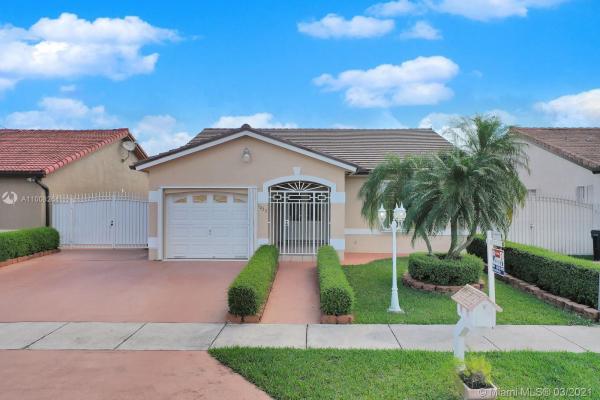 1023 SW 142nd Pl, Unincorporated Dade County, Florida 33184, image 2