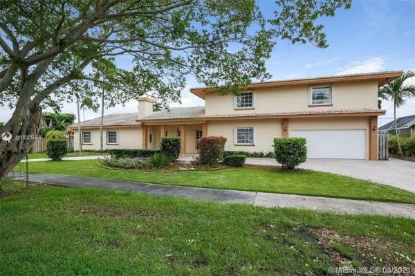 Palmetto Country Club Estates, 15806 SW 97th Ave, Palmetto Estates, Florida 33157, image 2