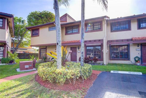 Miller Dreams, 6042 SW 133rd Pl, Kendale Lakes, Florida 33183, image 2