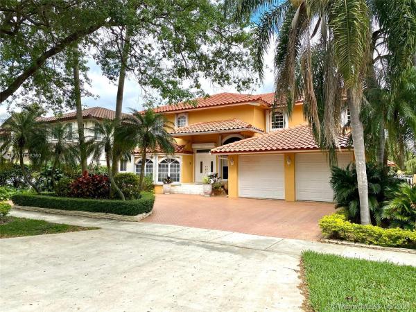 Royal Oaks, 8015 NW 162nd St, Miami Lakes, Florida 33016, image 2