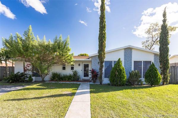 Fairway Estates, 10840 SW 154th St, Palmetto Estates, Florida 33157, image 2