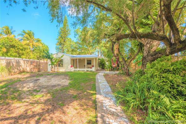 Griffin Gardens, 8261 NW 1st Pl, West Little River, Florida 33150, image 2