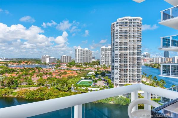 Waterview 2, 20515 E Country Club Dr #1648, Aventura, Florida 33180, image 2