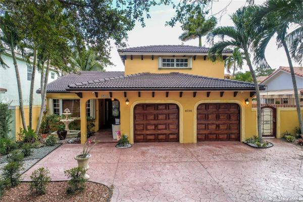 West Lakes Gardens, 8734 NW 151st Ter, Miami Lakes, Florida 33018, image 2