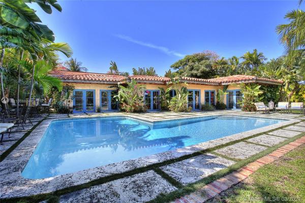 Holiday Colony, 365 Atlantic Rd, Key Biscayne, Florida 33149, image 2