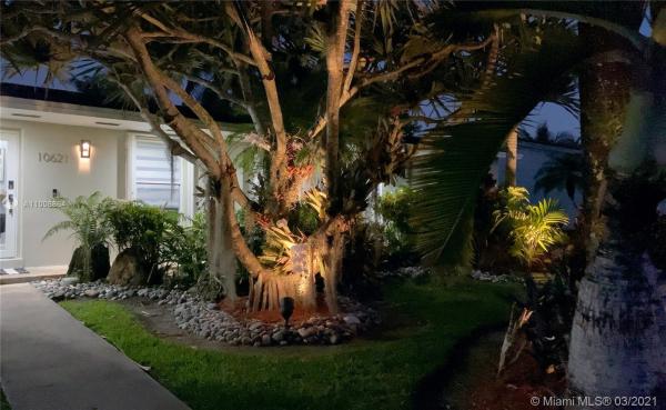 Devon Aire Estates, 10621 SW 120th Ave, The Crossings, Florida 33186, image 2