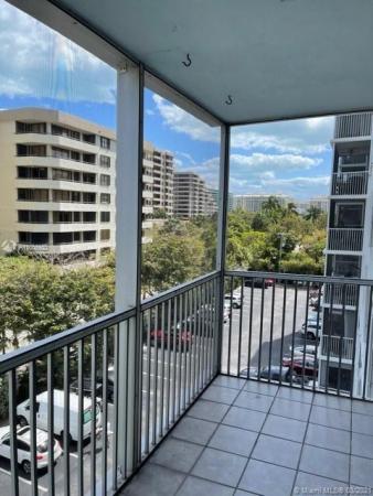 Island Breakers, 150 Ocean Lane Dr #5H, Key Biscayne, Florida 33149, image 2