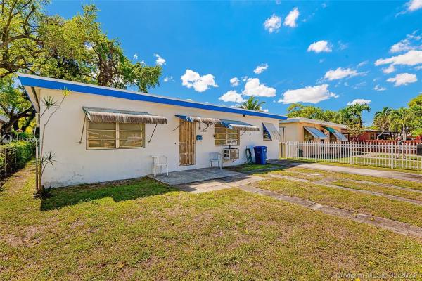 Fulford By The Sea, 1360 NE 153rd St, North Miami Beach, Florida 33162, image 2