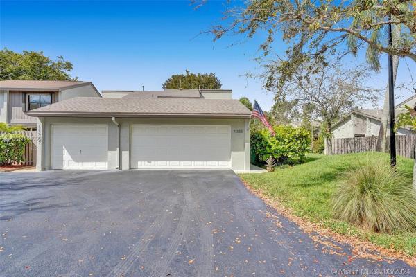 Sabal Chase, 11333 SW 111th St, Kendall, Florida 33176, image 2