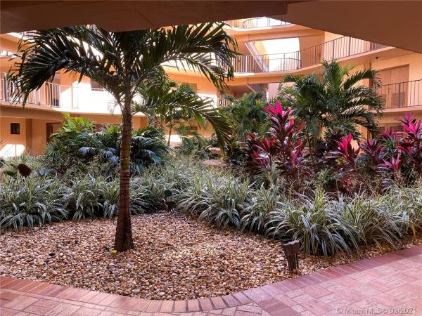 Horizons West, 8420 SW 133rd Ave Rd #202, Kendale Lakes, Florida 33183, image 2