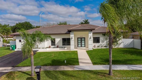 Kendale Lakes No HOA, 14295 SW 73rd St, Kendale Lakes, Florida 33183, image 2